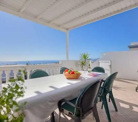 Apartment Puerto Del Carmen Sleeps 7 Pool Wifi Puerto del Carmen (Lanzarote)