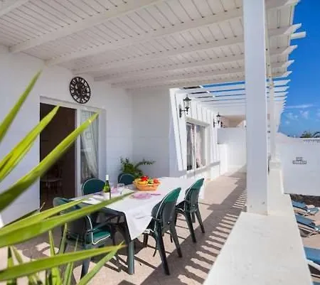 Puerto Del Carmen Sleeps 7 Pool Wifi